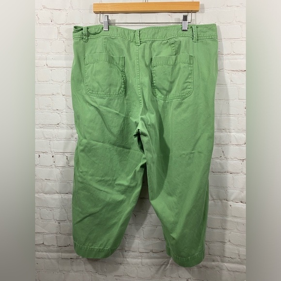 Faded Glory Pants Womens Plus Size 16W Green High Waisted Capris Front Pockets - Picture 2 of 4